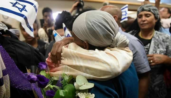 2017年5月，以色列再次开始的迎接衣索匹亚新移民行动，衣索匹亚犹太人彼此拥抱自己的家人，气氛感人。