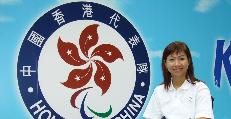 Carmen於2006年代表香港參加十米汽手槍比賽。