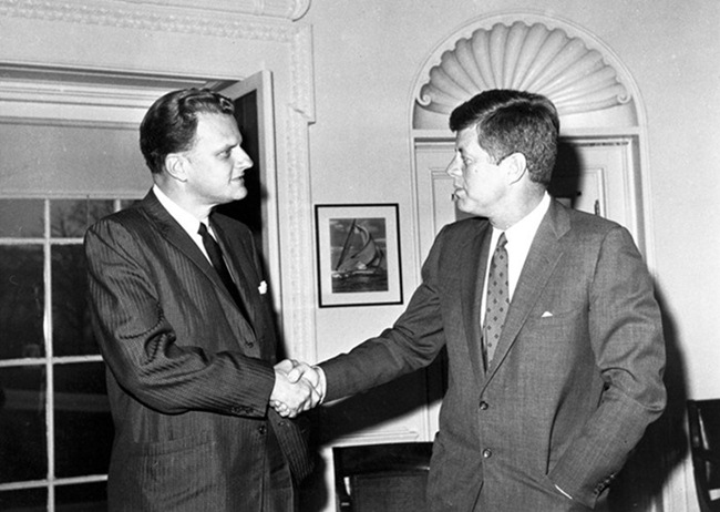 葛理翰牧師與第35任美國總統甘迺迪（John F. Kennedy）會面。